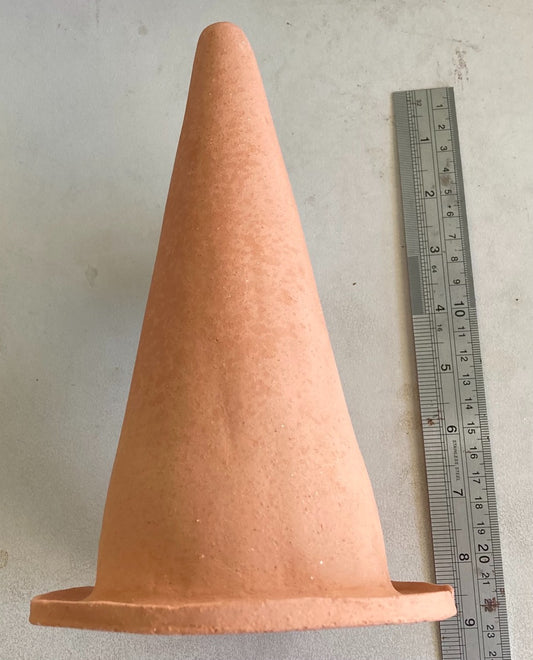 Pottery breeding cone for Discus