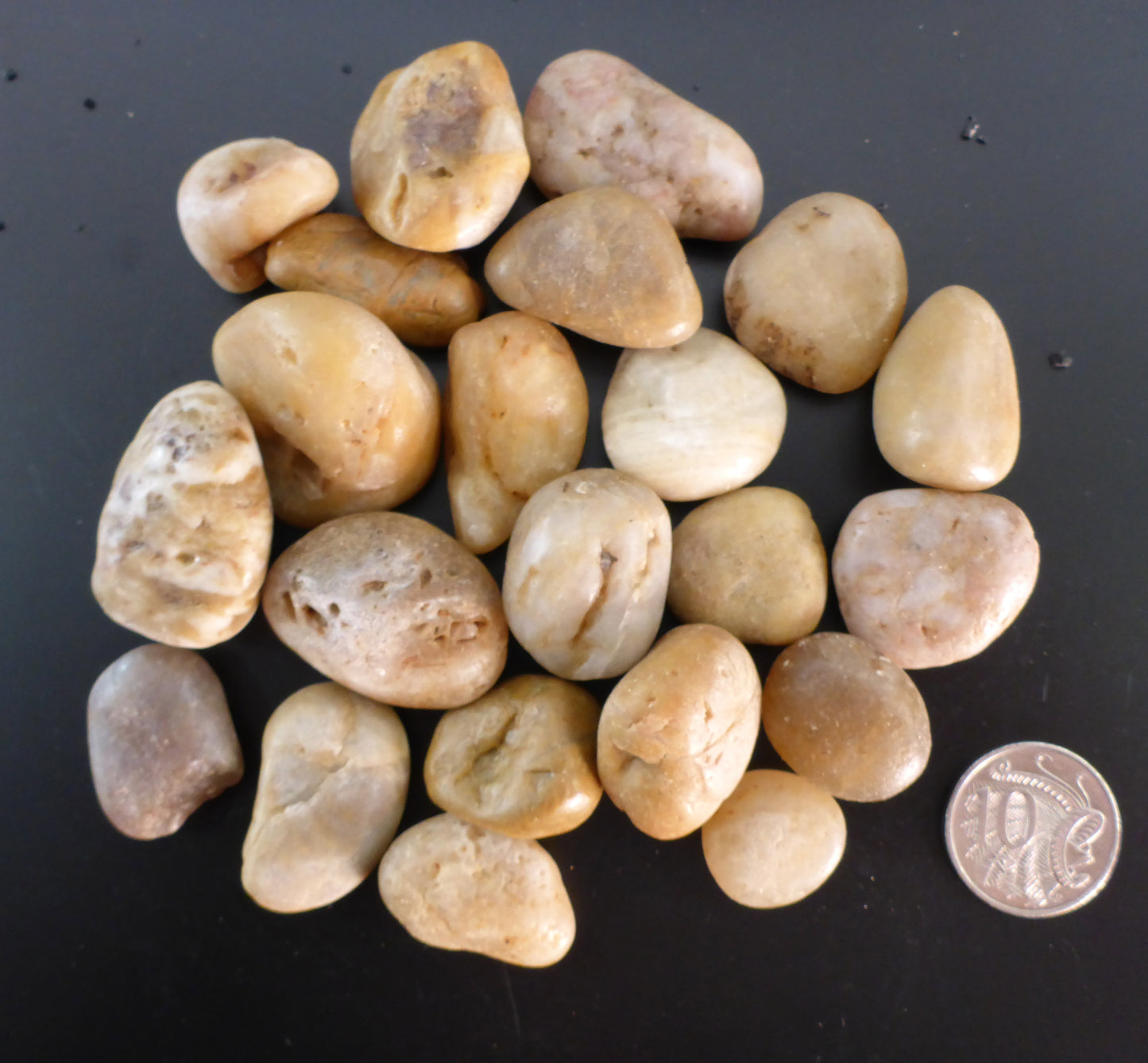 Natural Colour Light Brown Gravel 6-10mm 2kg bag