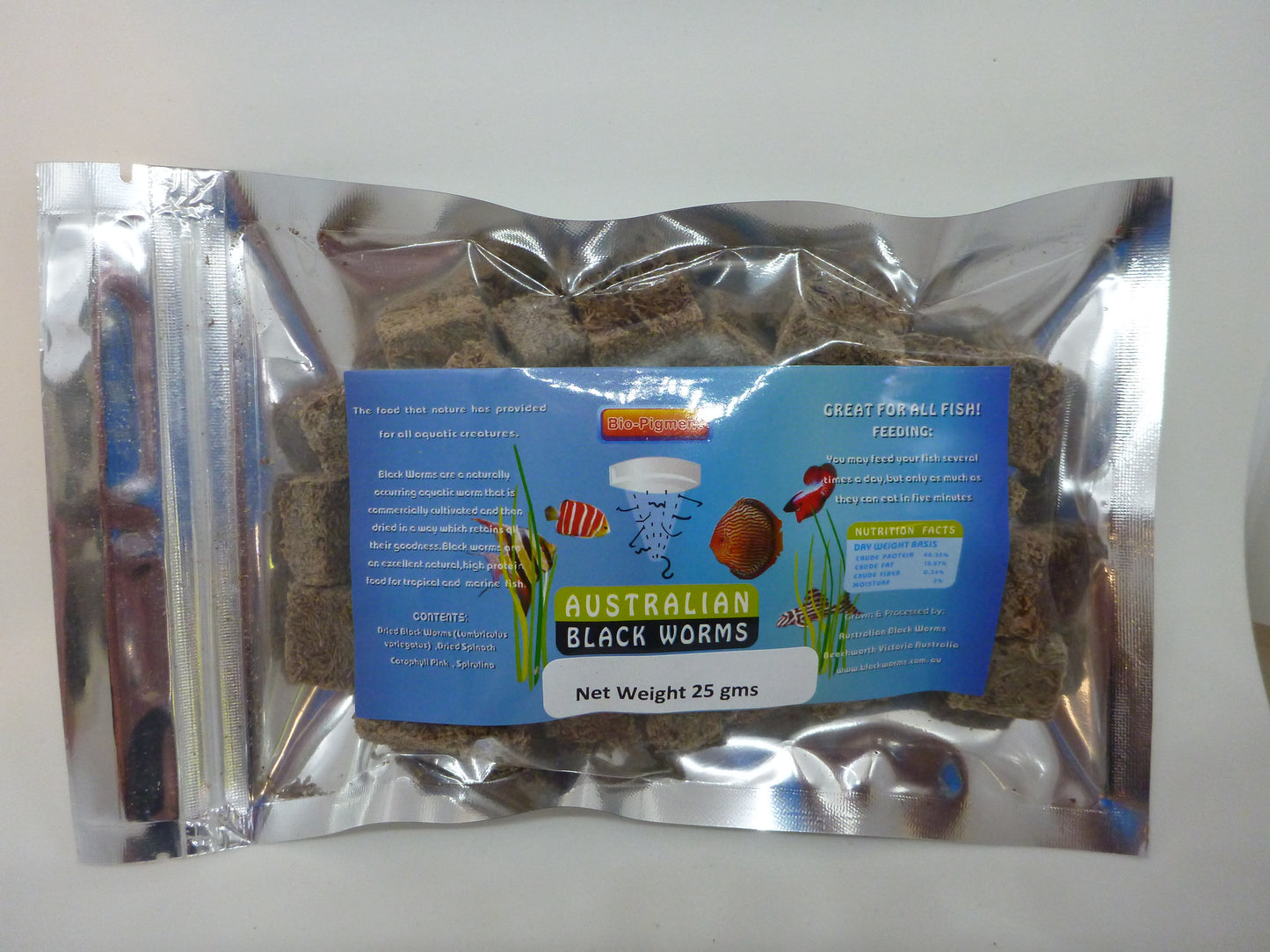 Freeze dried blackworm cubes 25g With Bio pigment plus